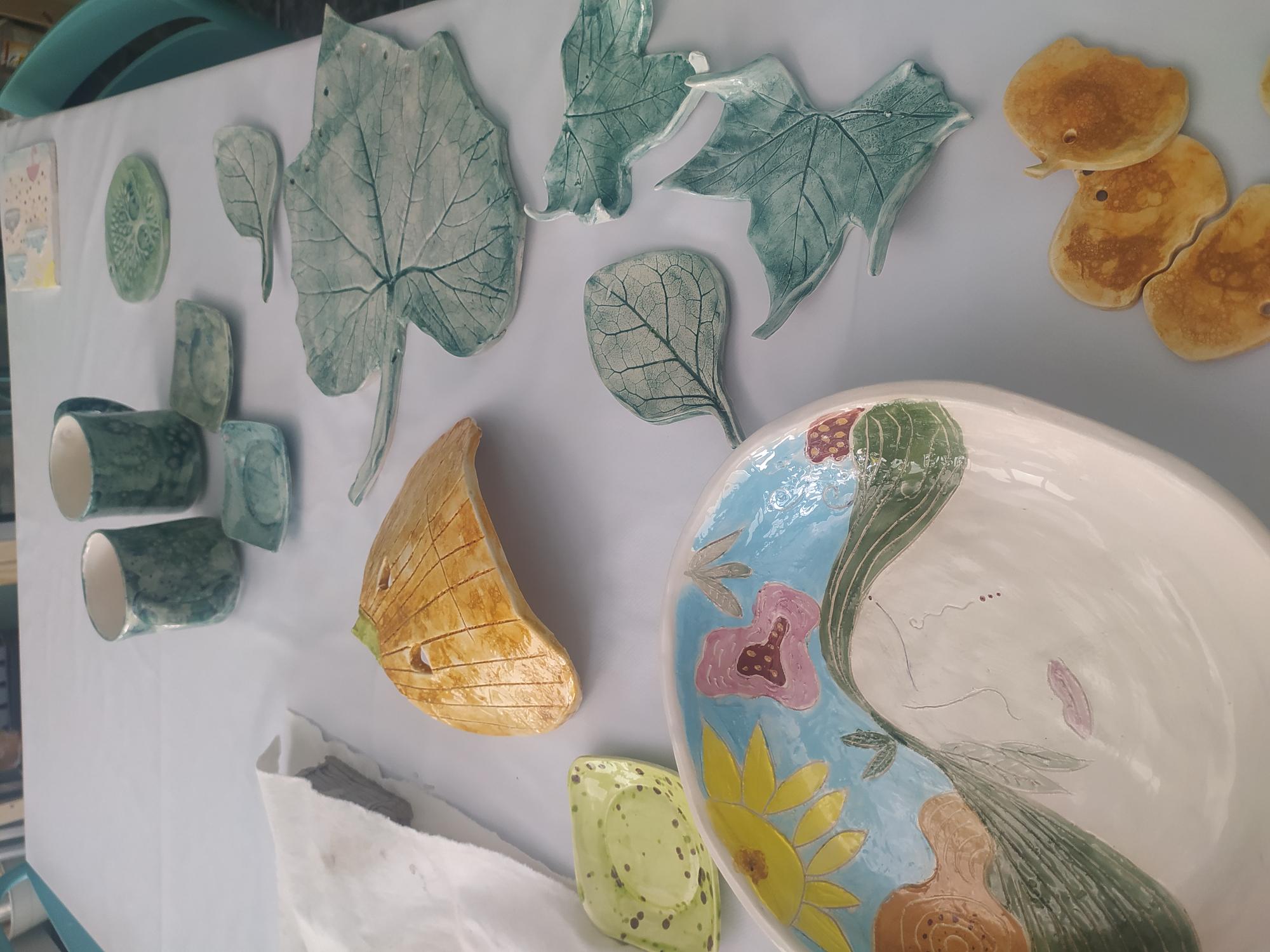 Piezas de cerámica inspiradas en Halloween